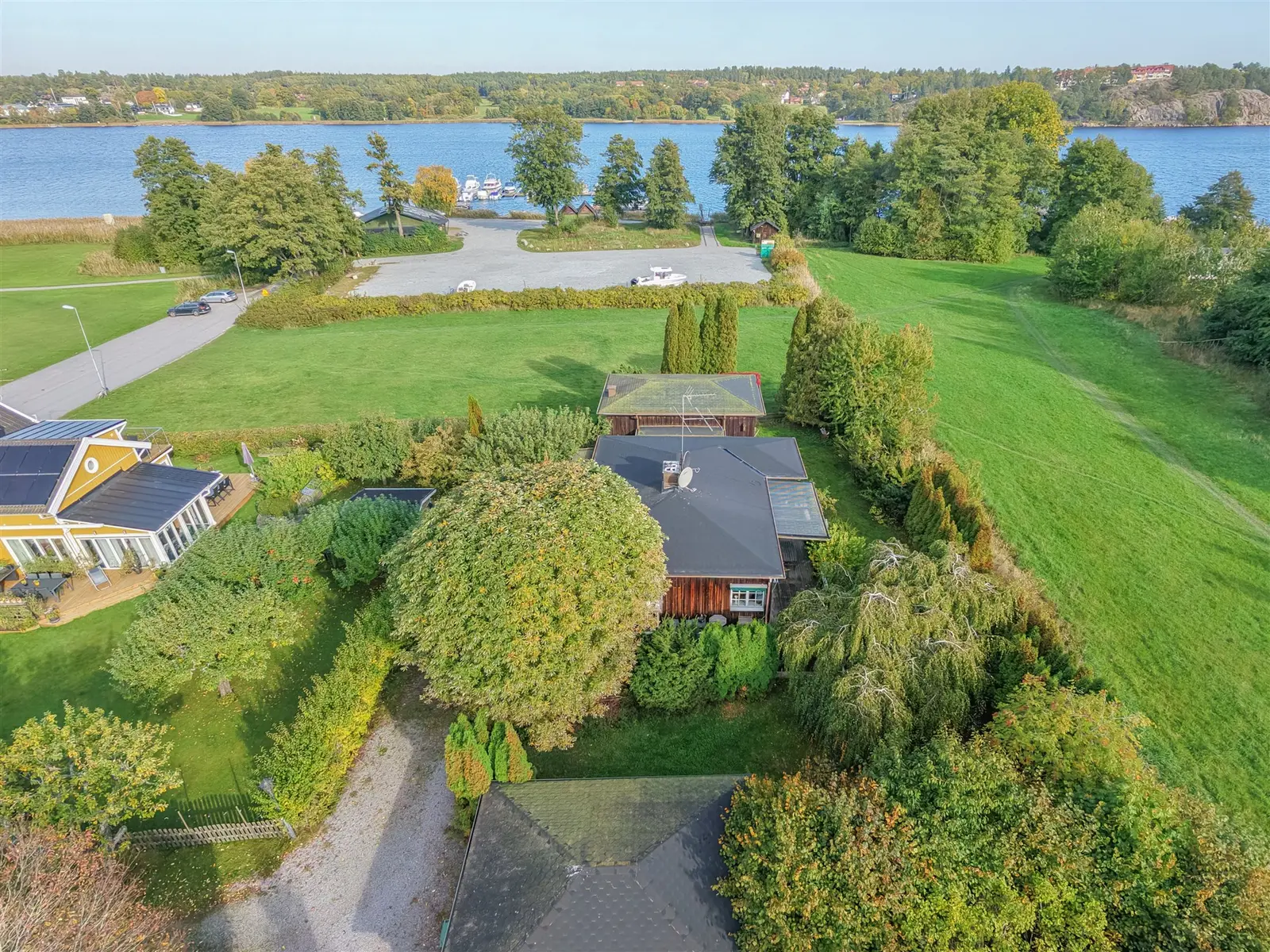 Villa, Mårdvägen 12, Sollentuna. Bild 1 av 24