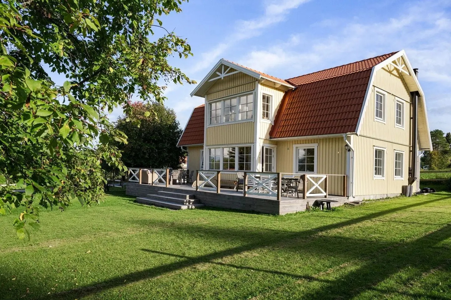 Villa, Slandrom 446, Östersund. Bild 1 av 16