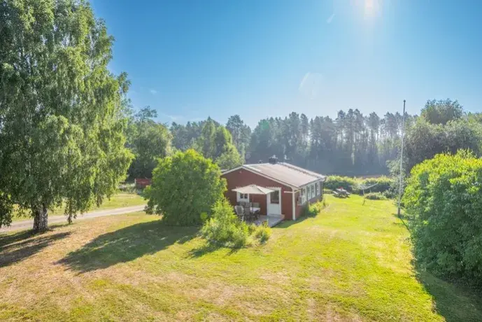 House, Södra Hästuddsvägen 14, Sörberge. Photo 1 of 39
