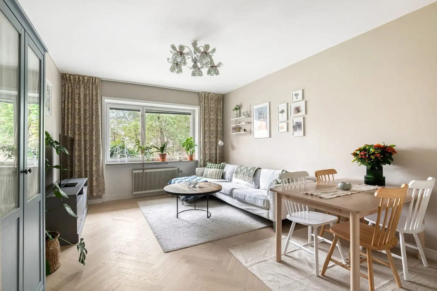Apartment, Brålunden 21, Stockholm. Photo 1 of 29