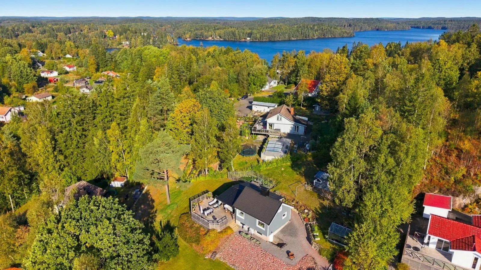 House, Rödjebacken 10, Härryda. Photo 1 of 55
