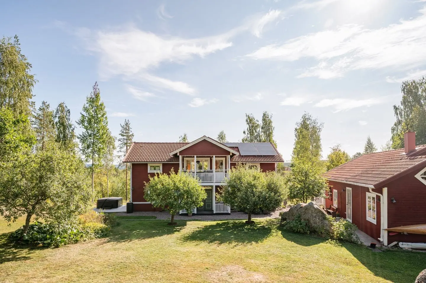 Villa, Trollvägen 7, Falun. Bild 1 av 68