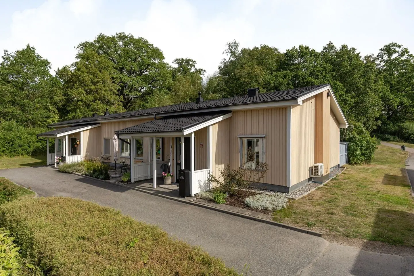 Image 1 of 29 of Aspnäsvägen 7