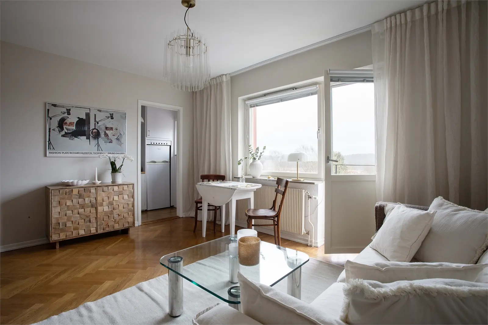 Apartment, De Geersgatan 20. Photo 1 of 14