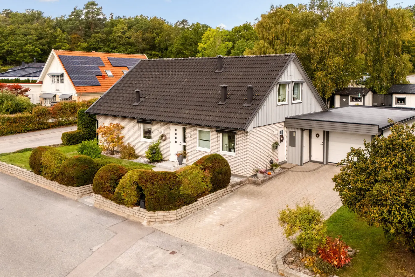 Bild 1 av 27 på Per Hasselbergs väg 8
