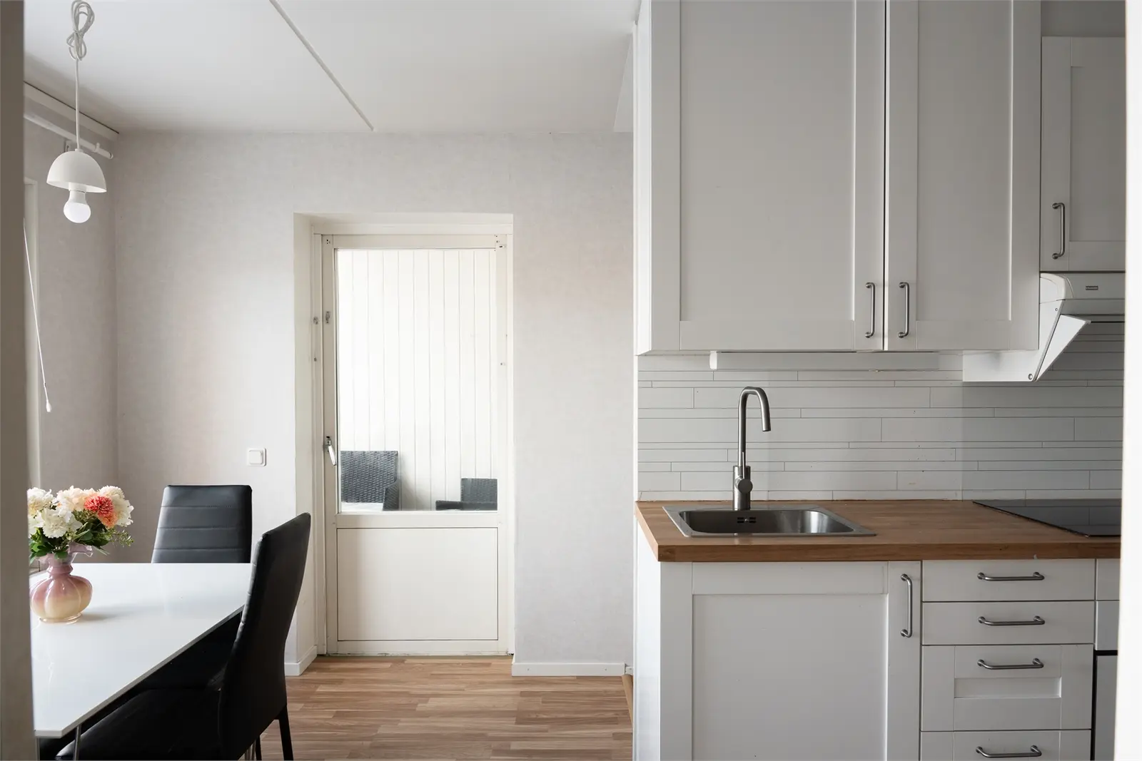 Image 1 of 10 of OXBACKSGATAN 7