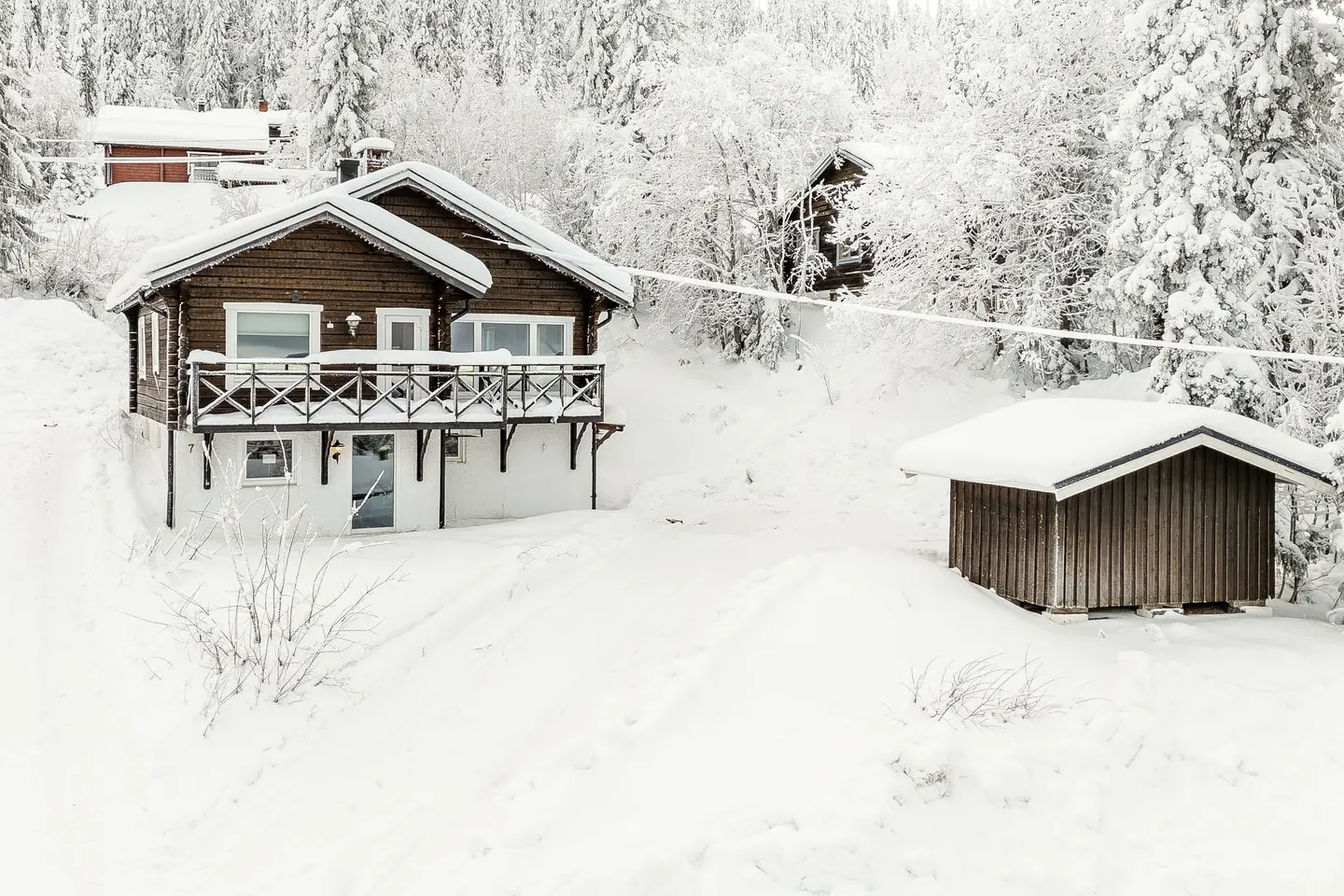 Bild 1 av 19 på Myrbodvägen 7