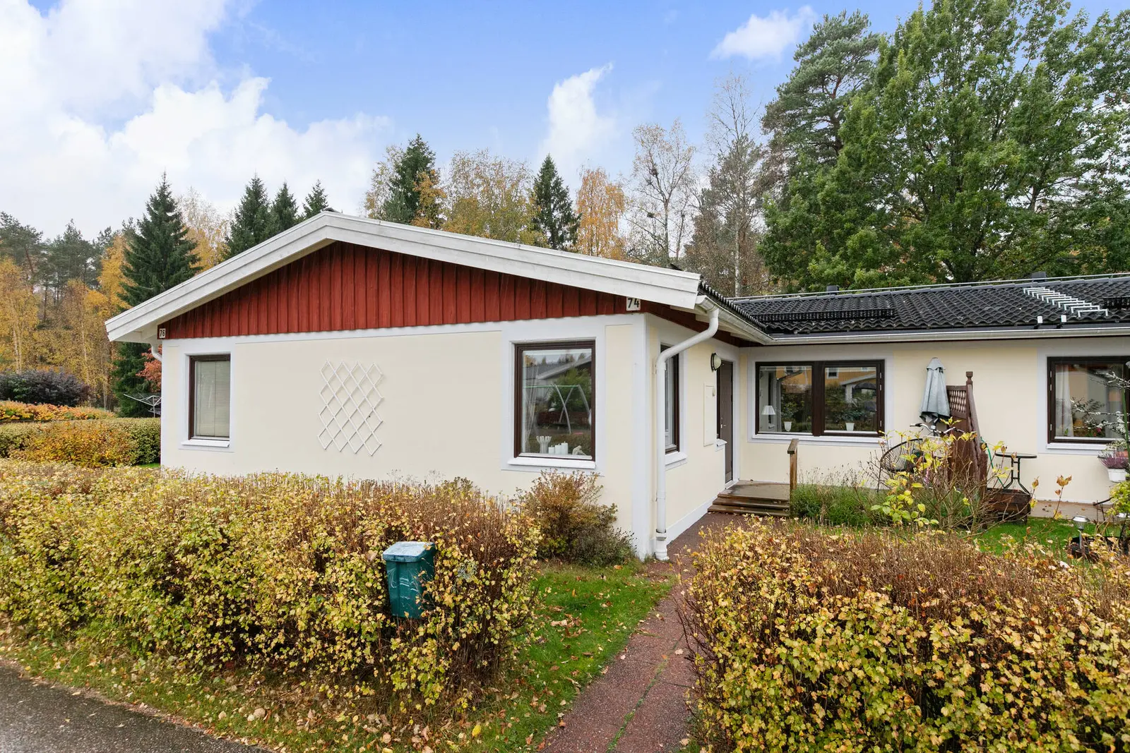 Lägenhet, Pukslagarvägen 74, Gävle. Bild 1 av 26