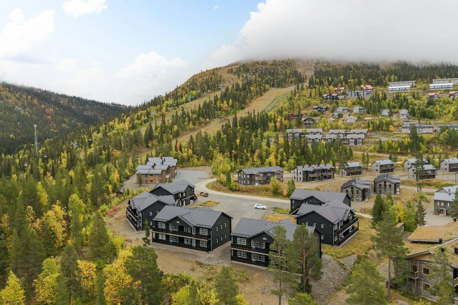 Lägenhet, Klockarfjällsvägen 49M, Vemdalen. Bild 1 av 23