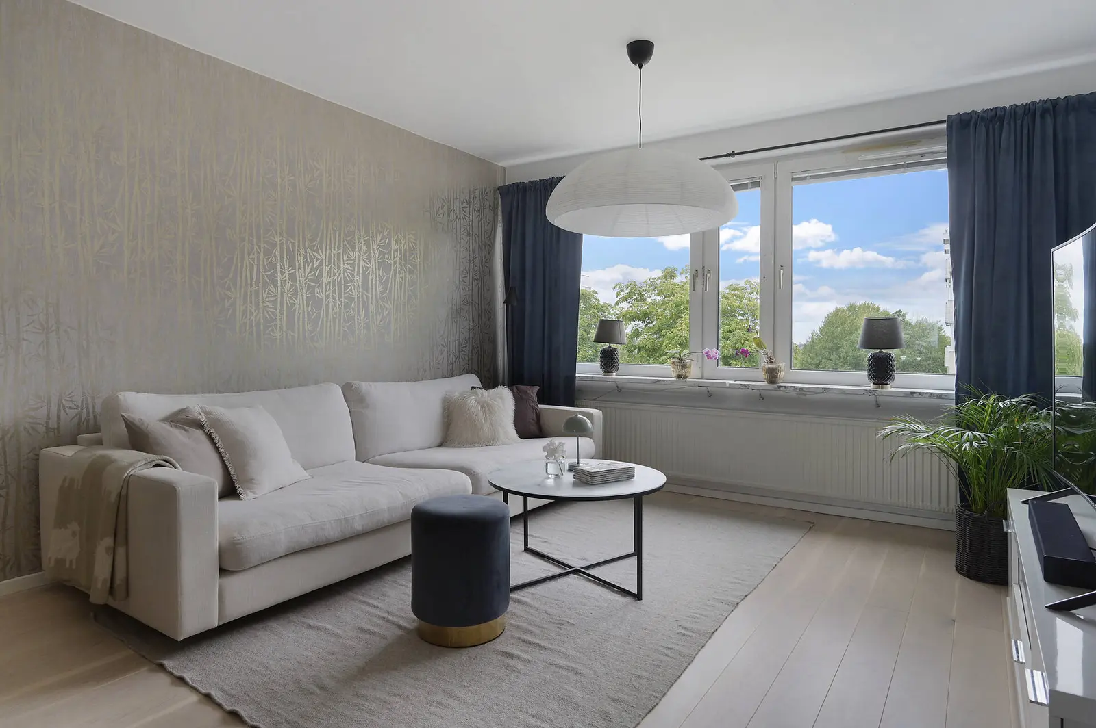 Lägenhet, Storvretsvägen 69, Skogås. Bild 1 av 22