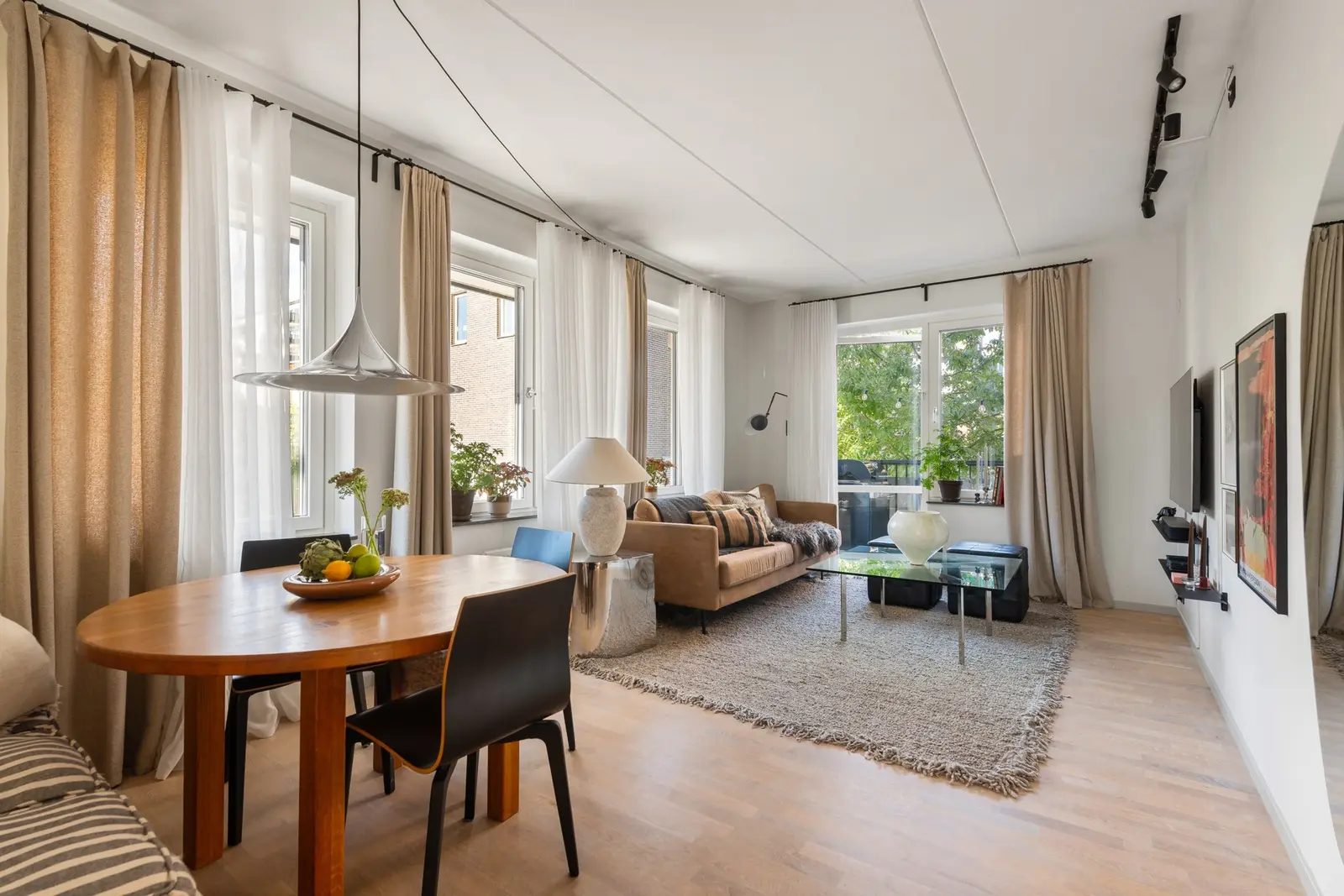 Apartment, Klas Klättermus Gata 3, Stockholm. Photo 1 of 40