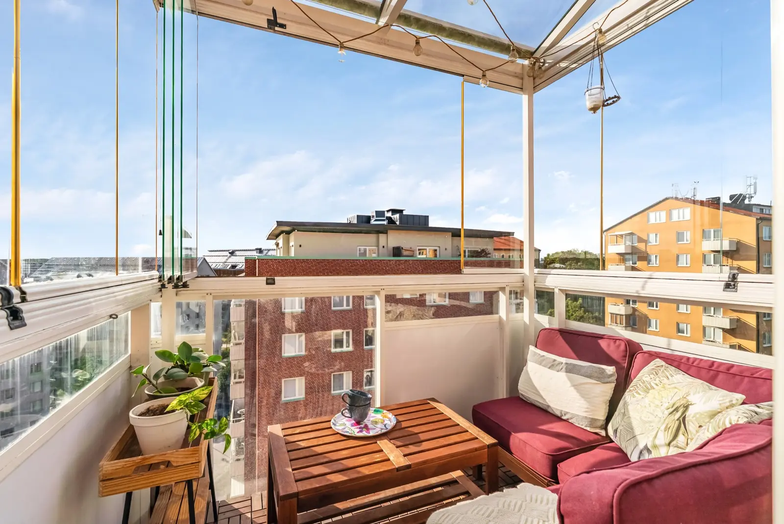Lägenhet, Trädgårdsgatan 21, Sundbyberg. Bild 1 av 33