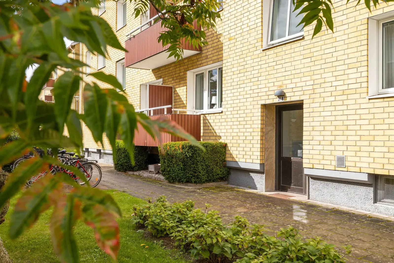 Bild 1 av 13 på Björngatan 31B