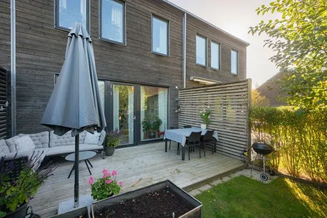 Par-/radhus, Ekedalsvägen 5b, Huddinge. Bild 1 av 34