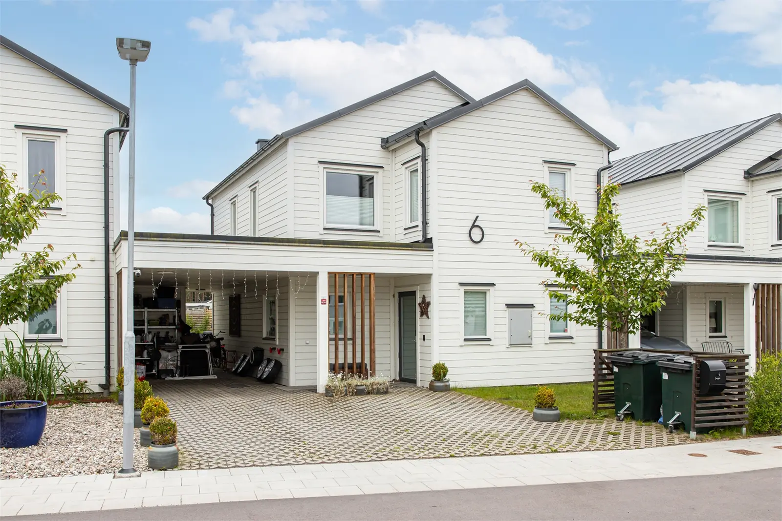 Bild 1 av 25 på Siamesgatan