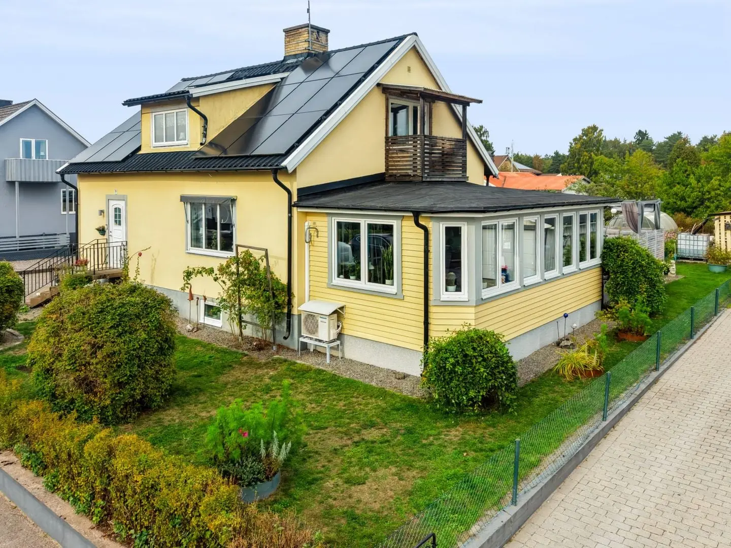 Villa, Hantverkaregatan 36, Nybro. Bild 1 av 34