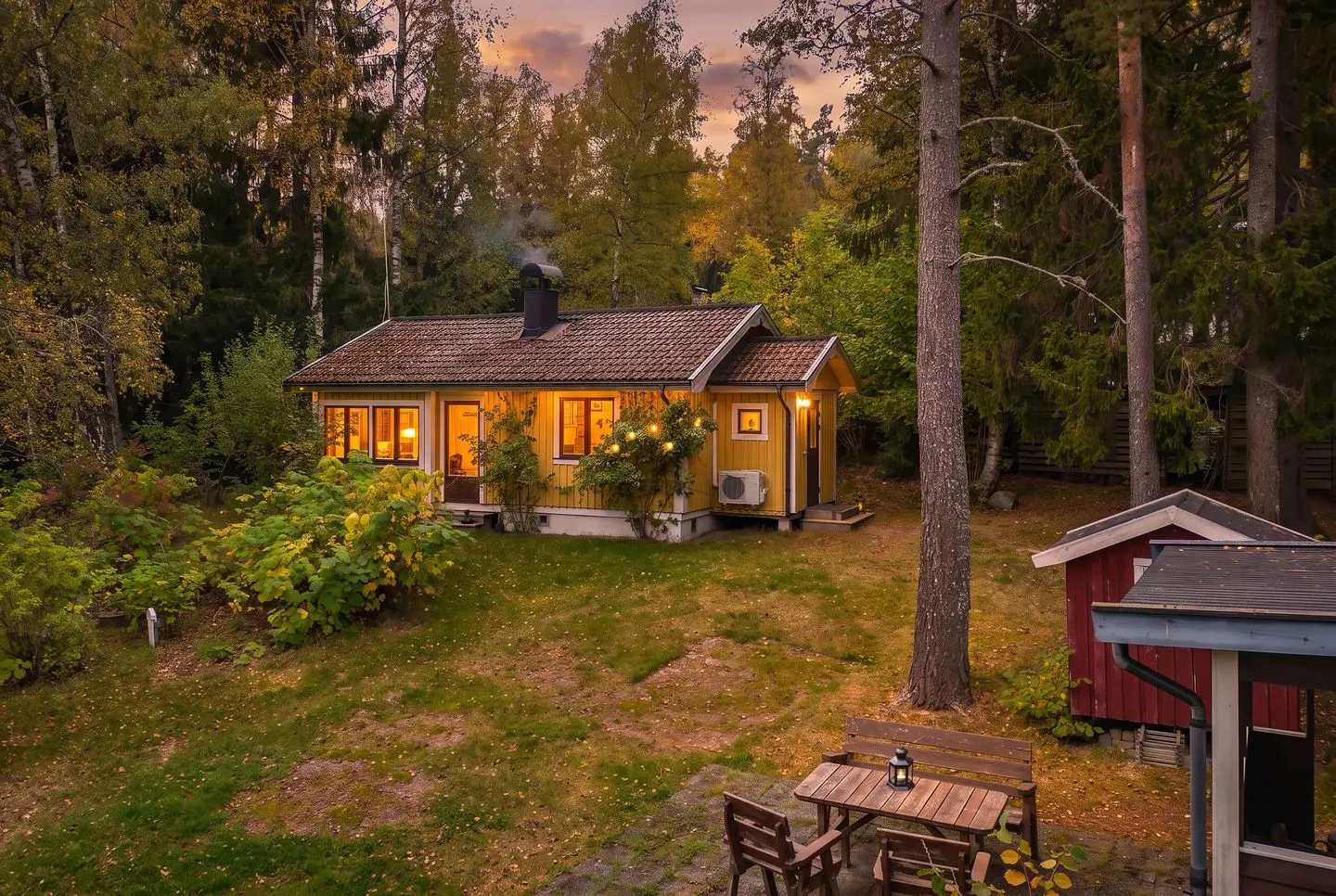 Fritidshus, Lilla Hållsättravägen, Tungelsta. Bild 1 av 40