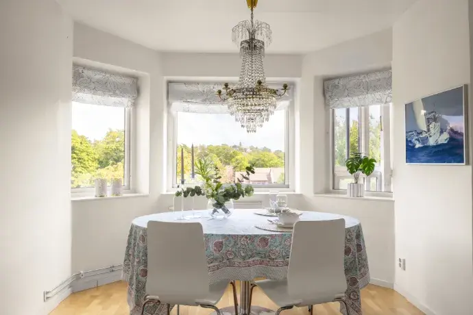 Lägenhet, Sturevägen 12, 3tr, Saltsjöbaden. Bild 1 av 38