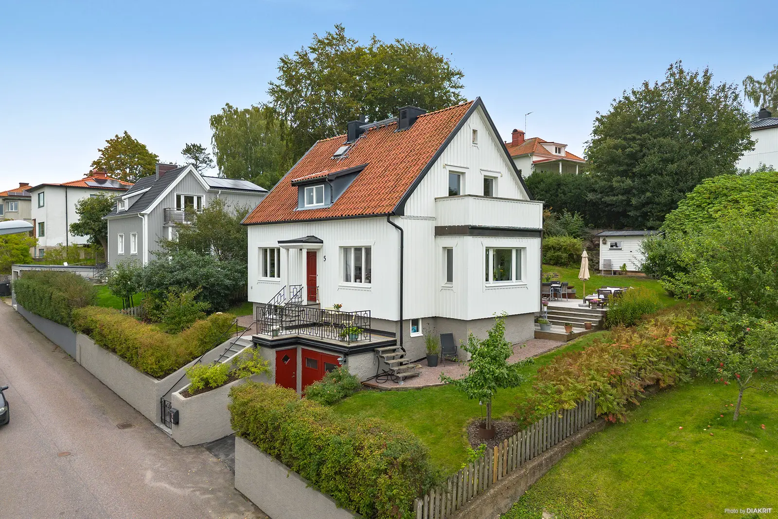 Bild 1 av 34 på Murstigen 5