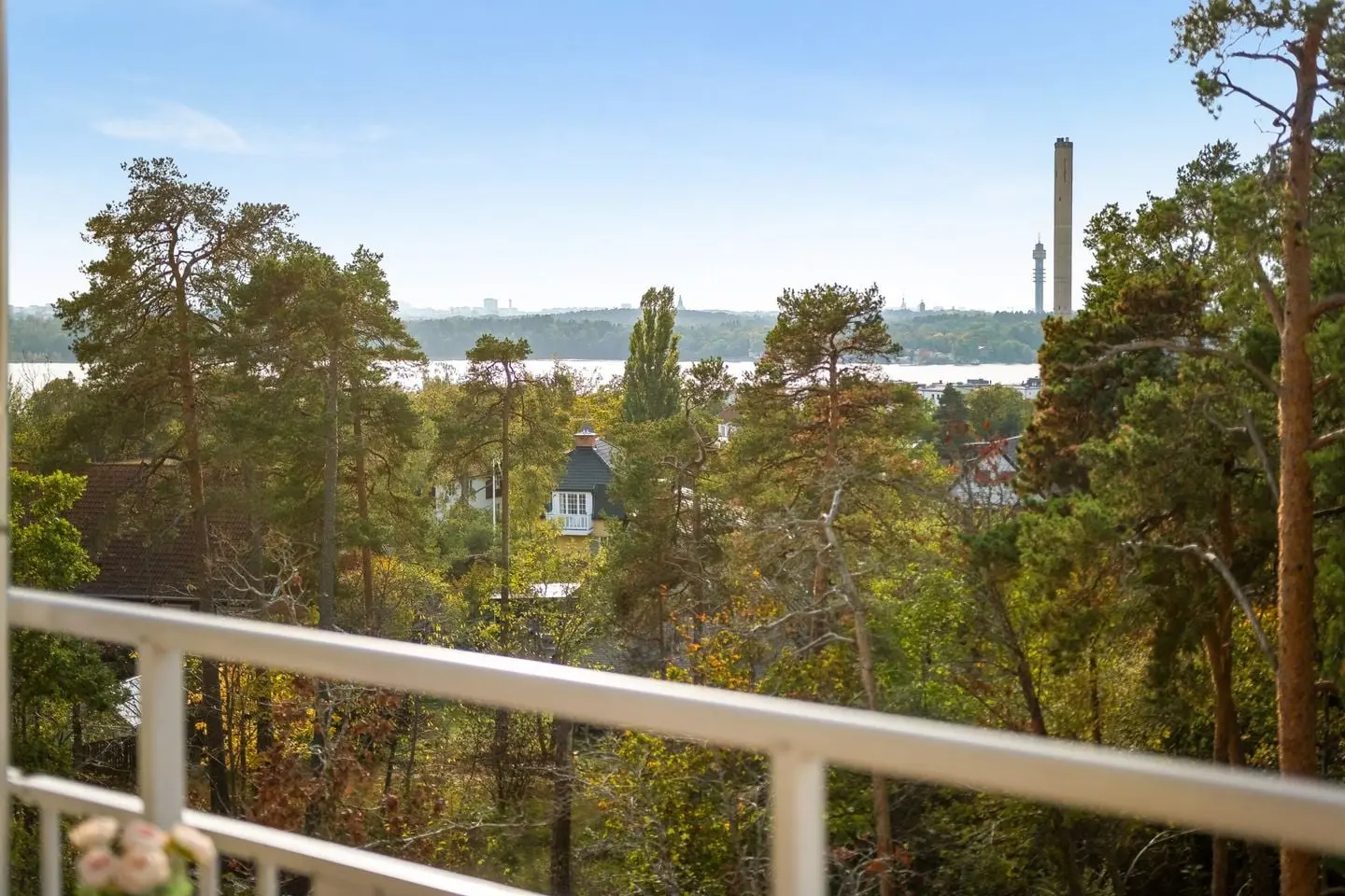 Apartment, Pyrolavägen 52, 3 tr, Lidingö. Photo 1 of 42