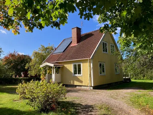 Bild 1 av 40 på Stationsvägen 4