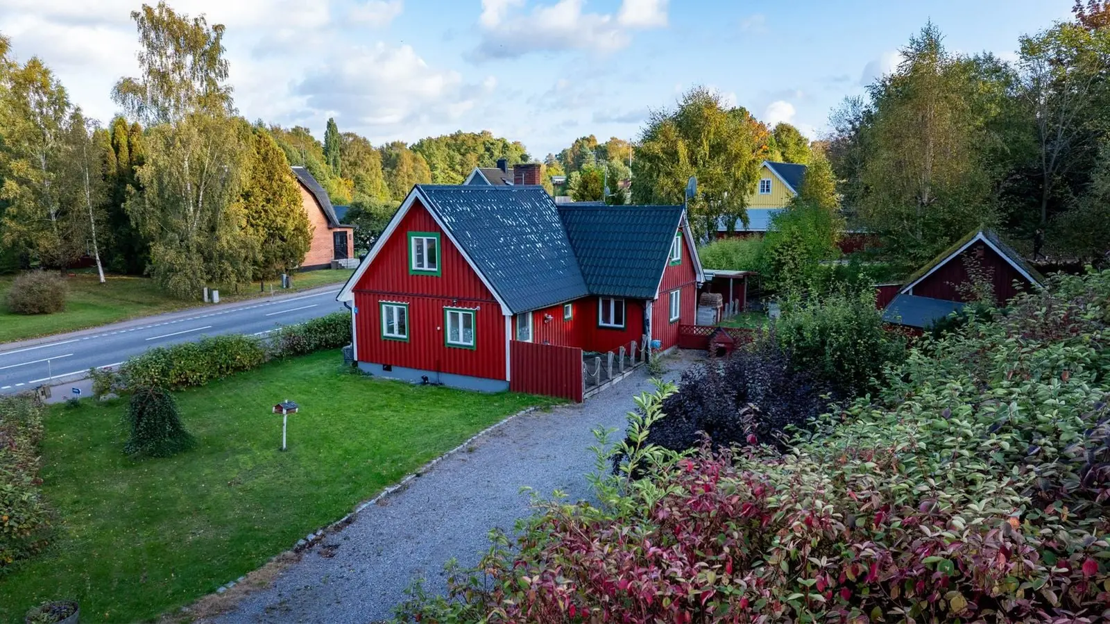 Villa, Kristianstadsvägen 4, Laholm. Bild 1 av 25