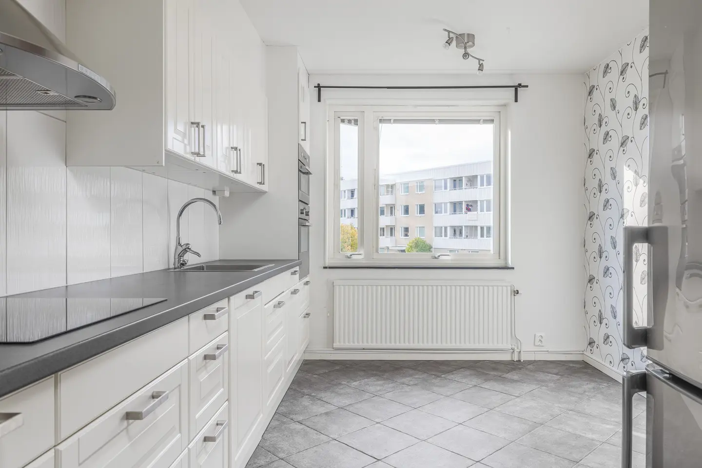 Lägenhet, Kyrkbergsvägen 20 A. Bild 1 av 17
