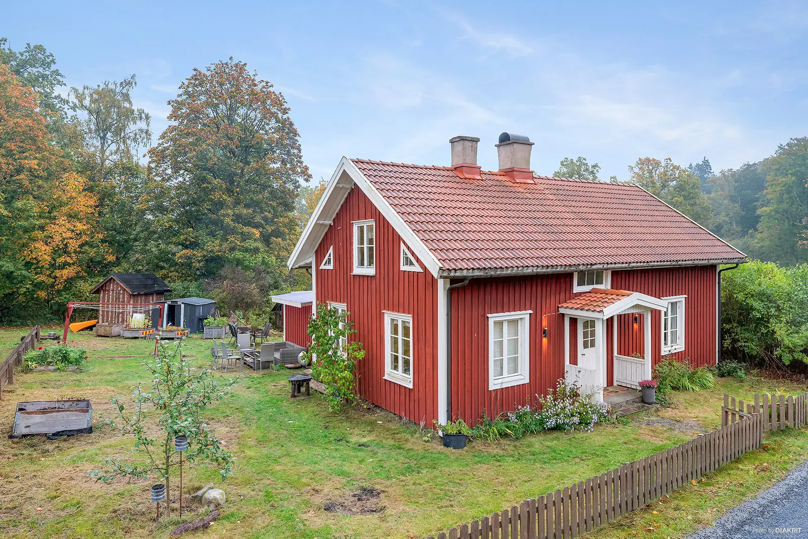 Villa, Mistelås Sandalsstugan 1, Kronoberg. Bild 1 av 26