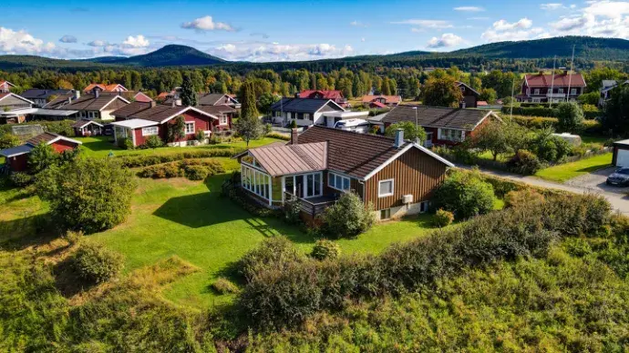 Villa, Haglundsvägen, Ljusdal. Bild 1 av 40