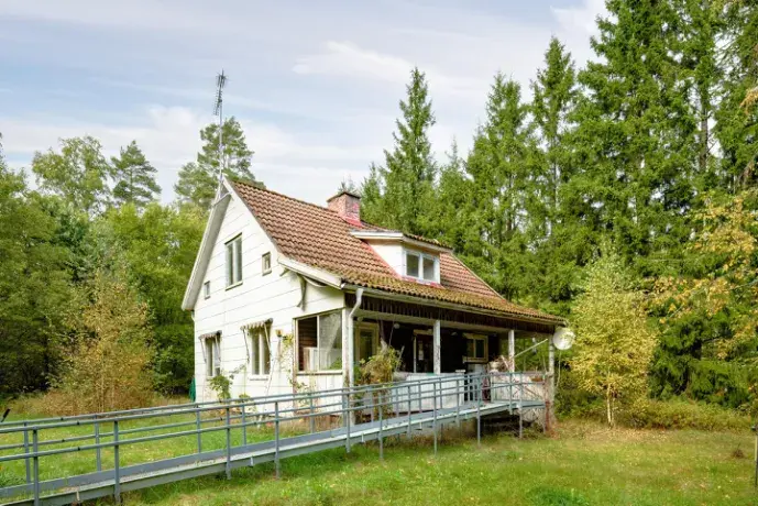 House, Färsjövägen 33, Ljungby. Photo 1 of 17