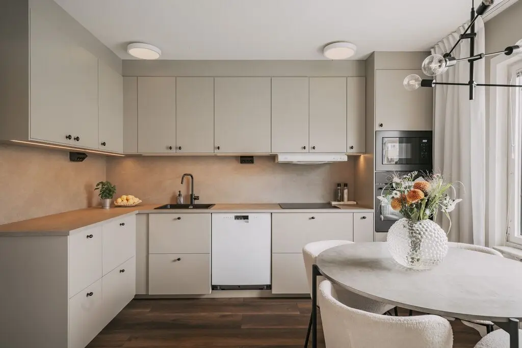 Apartment, Strandvägen 15, Mariestad. Photo 1 of 40