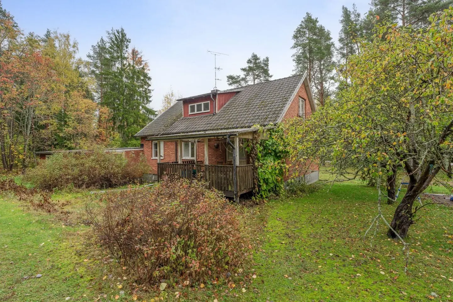 House, Försäter 220, Tierp. Photo 1 of 35