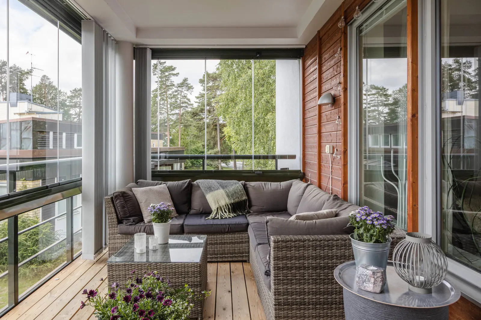 Bild 1 av 29 på Hagalidsvägen 6