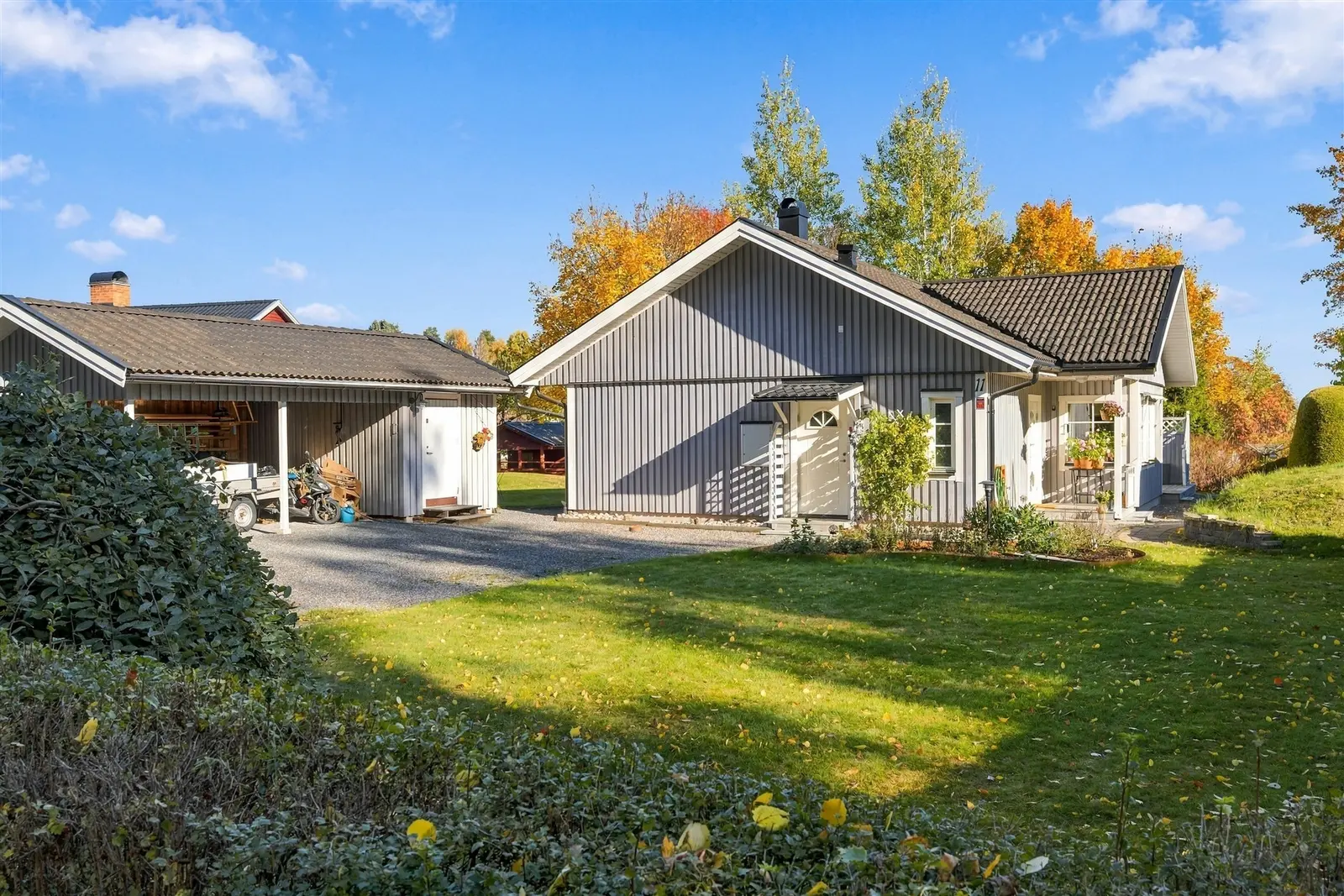 Bild 1 av 22 på Paradgatan 11