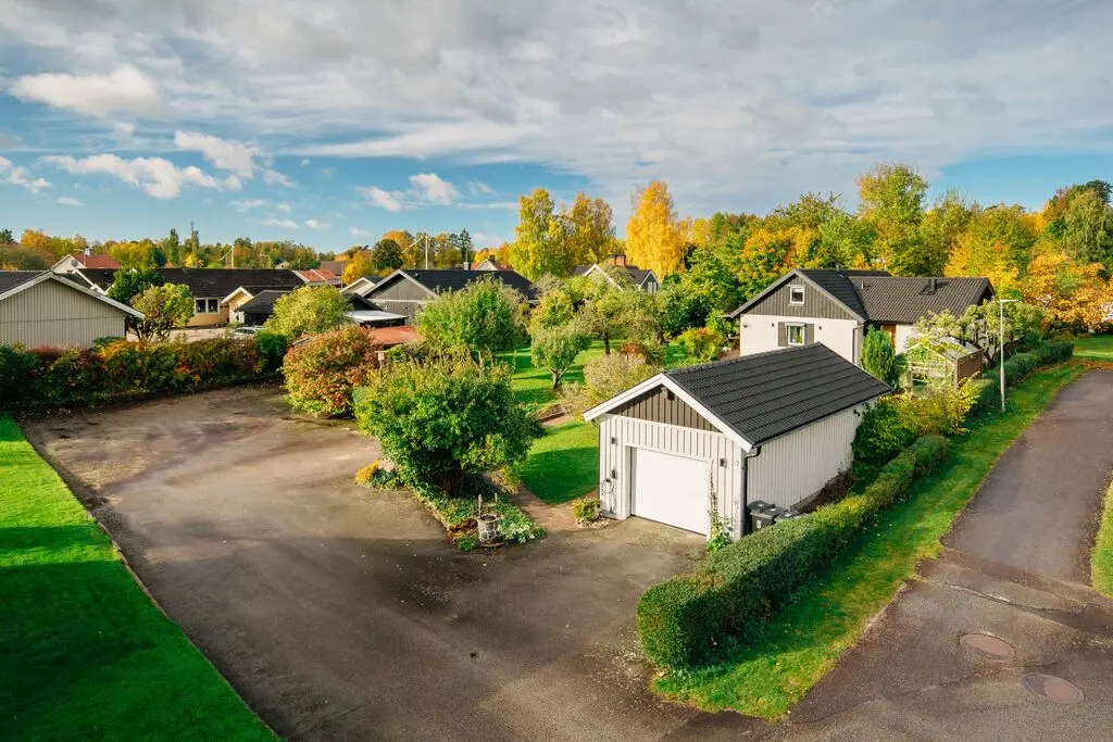 Bild 1 av 40 på Altorpsvägen 7