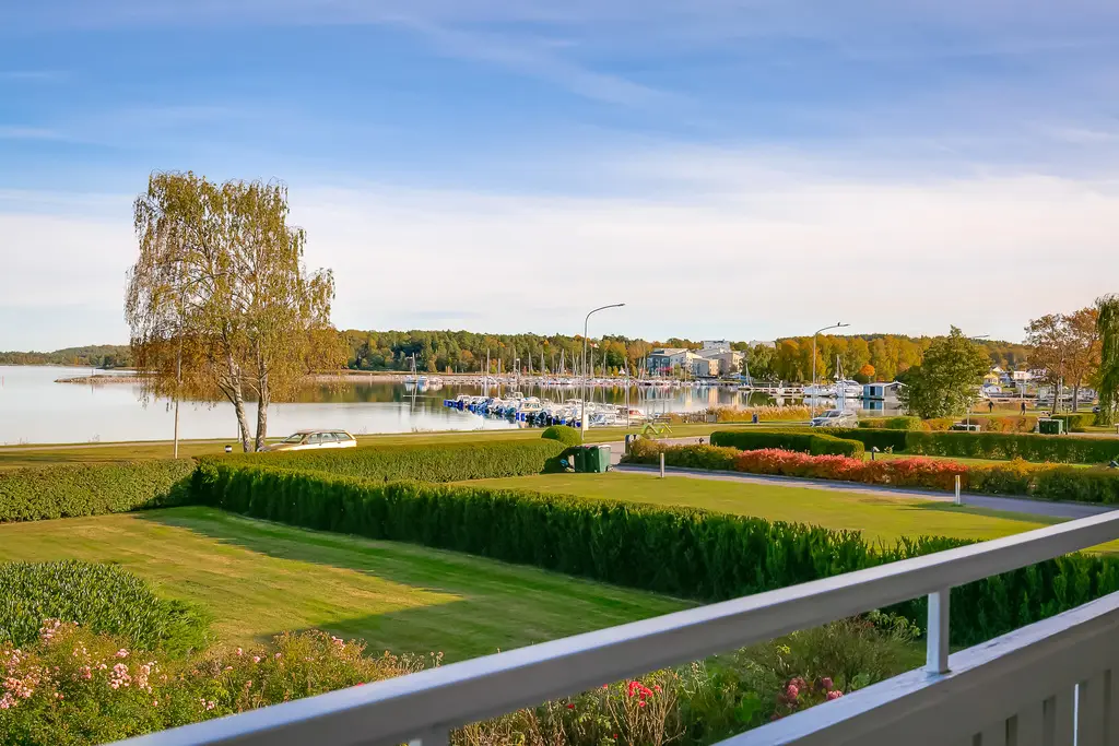 Villa, Pampusvägen 65, Norrköping. Bild 1 av 40