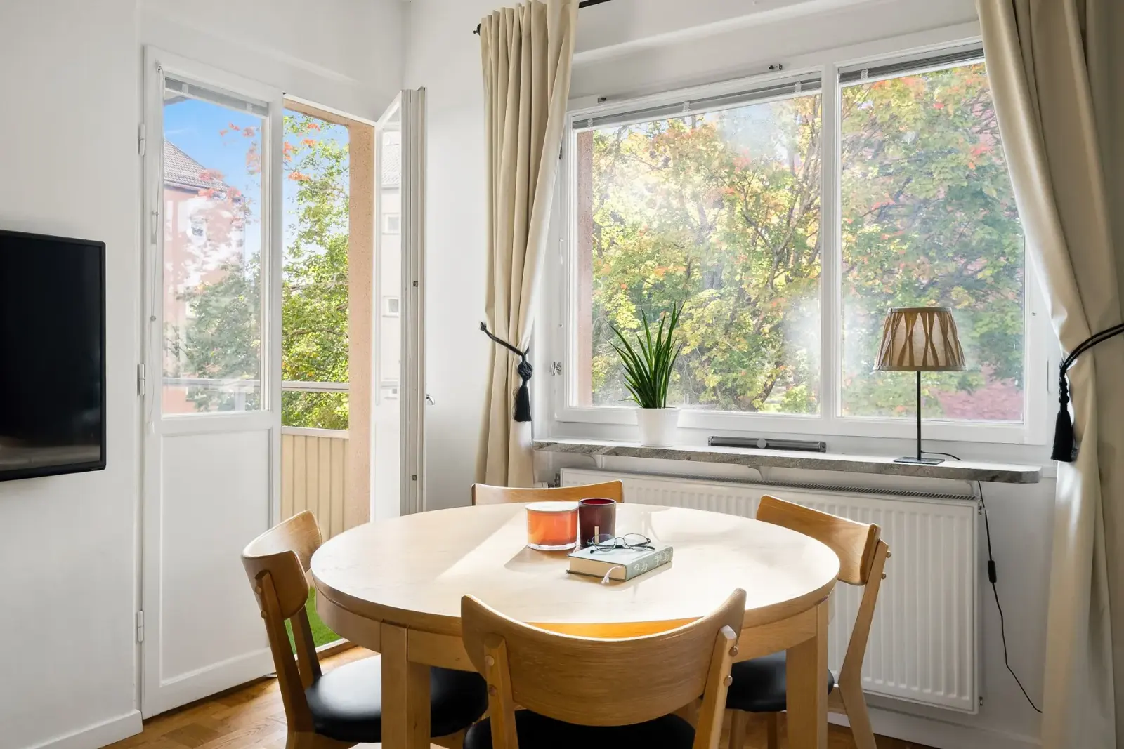 Apartment, Näckrosvägen 24, Solna. Photo 1 of 35