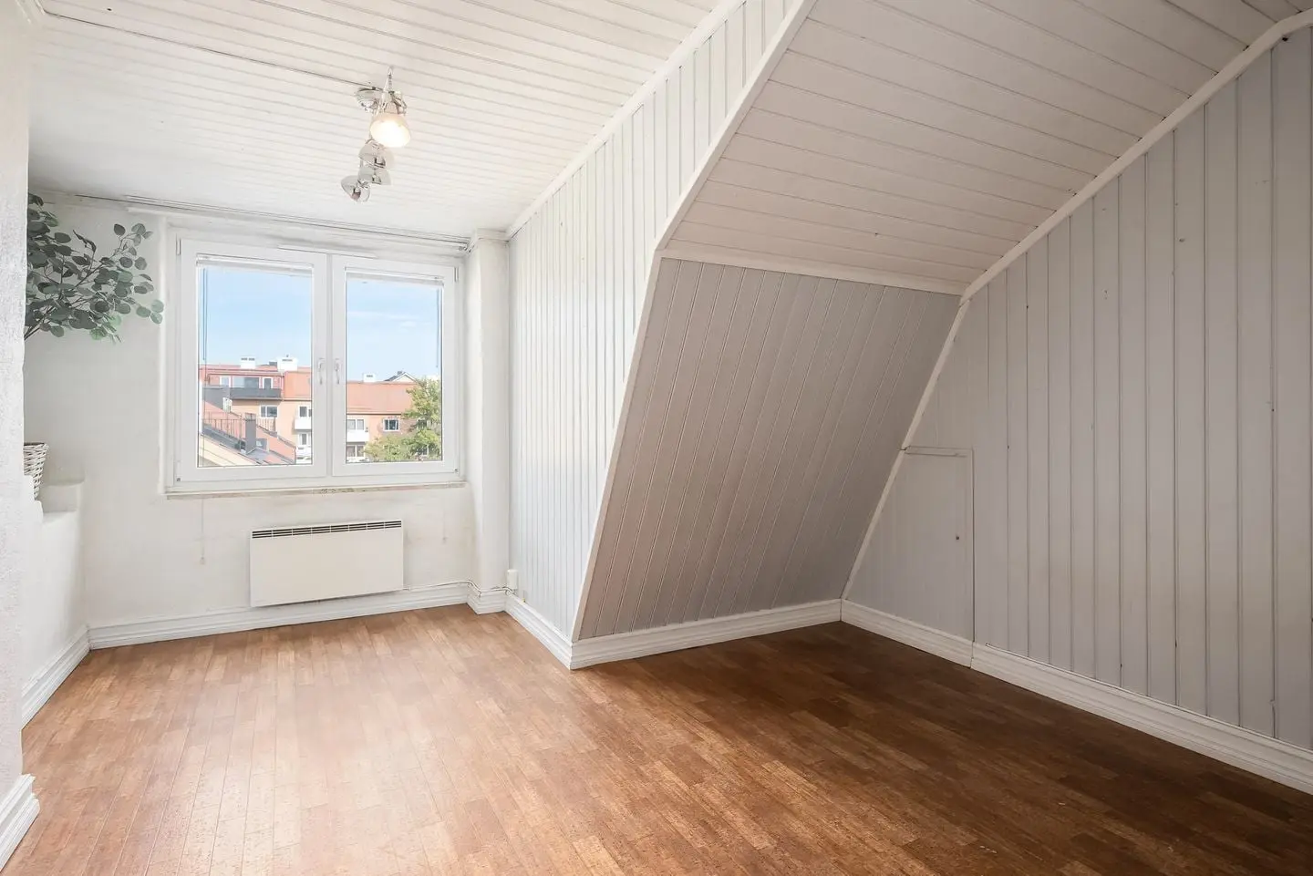 Bild 1 av 20 på Centralgatan 6B
