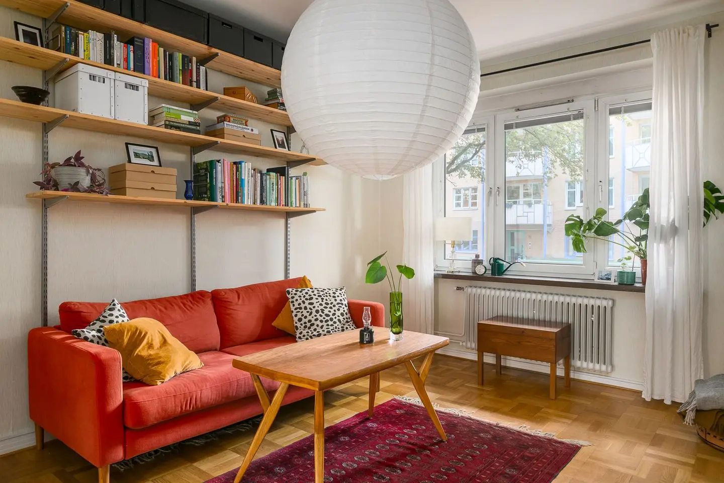 Bild 1 av 21 på Edward Lindahlsgatan 12C