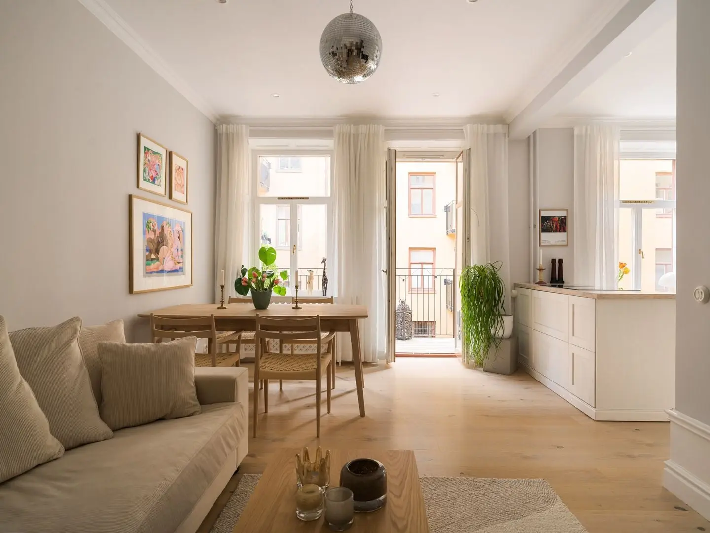 Lägenhet, Hantverkargatan 46A, 1tr, Stockholm. Bild 1 av 40