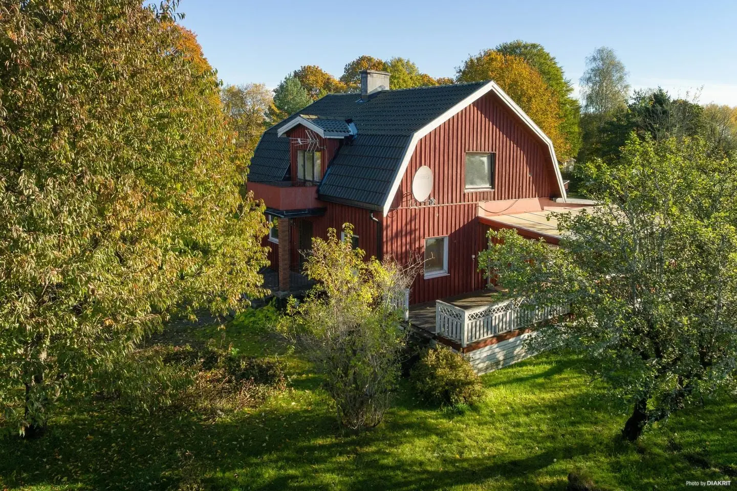 Villa, Krokusvägen 8, Mellerud. Bild 1 av 25