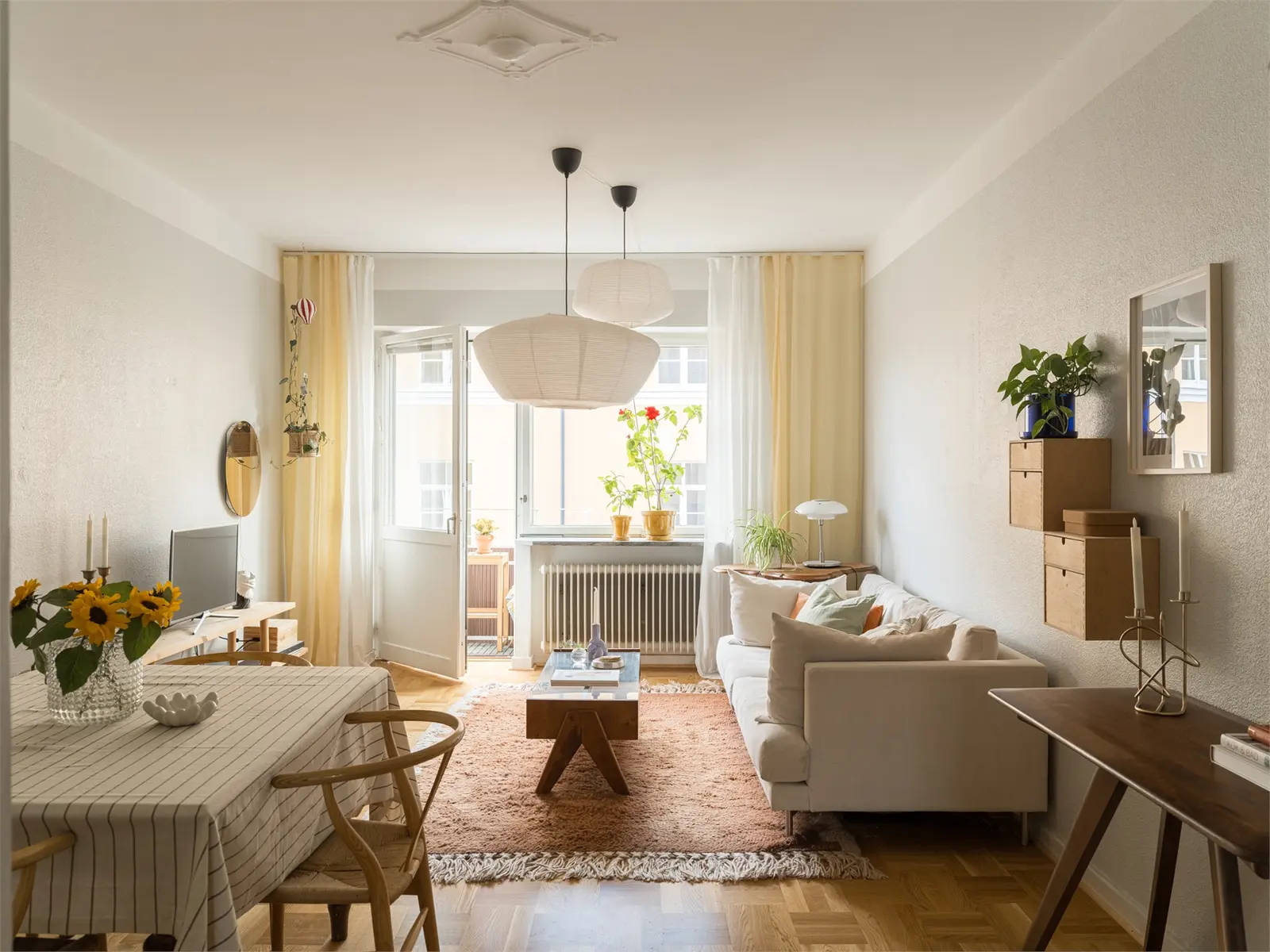 Lägenhet, Norra Skolgatan 13. Bild 1 av 18