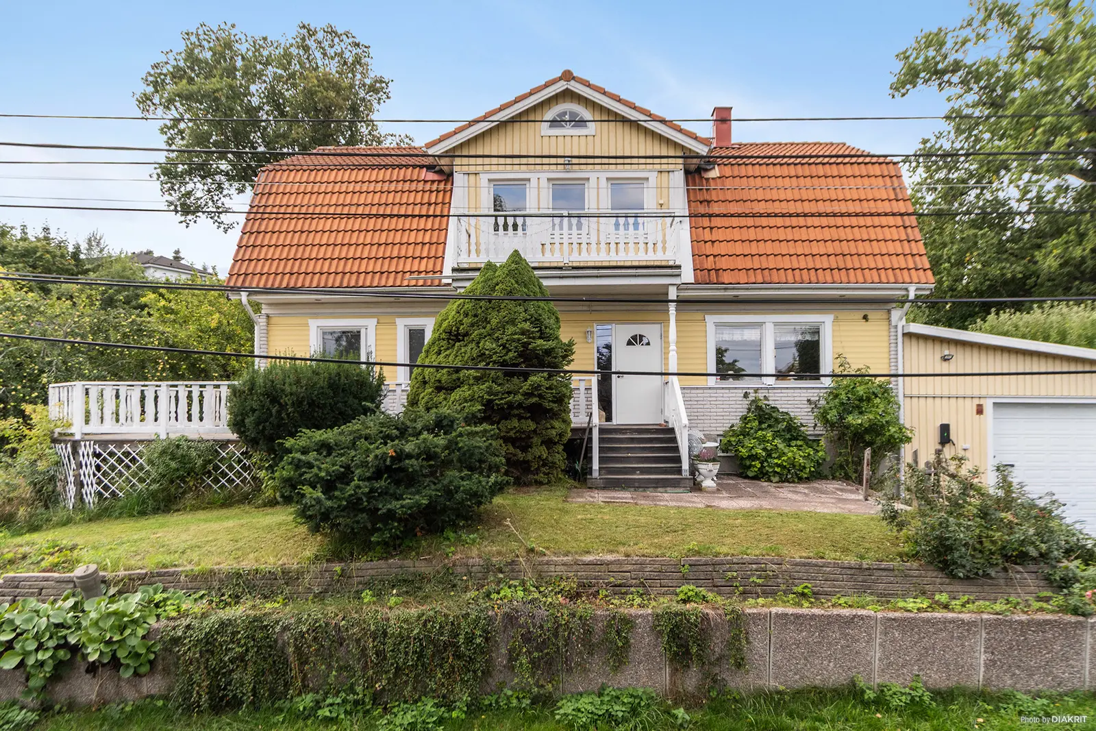 Villa, Kurirvägen 10, Stockholm. Bild 1 av 40