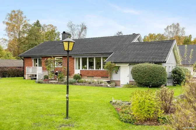 House, Klatebergsvägen 5, Hyssna. Photo 1 of 24