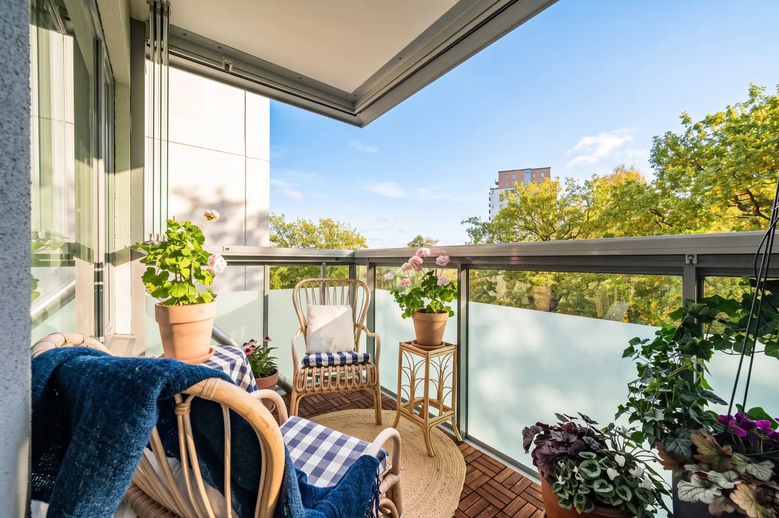 Apartment, Maltesholmsgränd 4, Stockholm. Photo 1 of 34