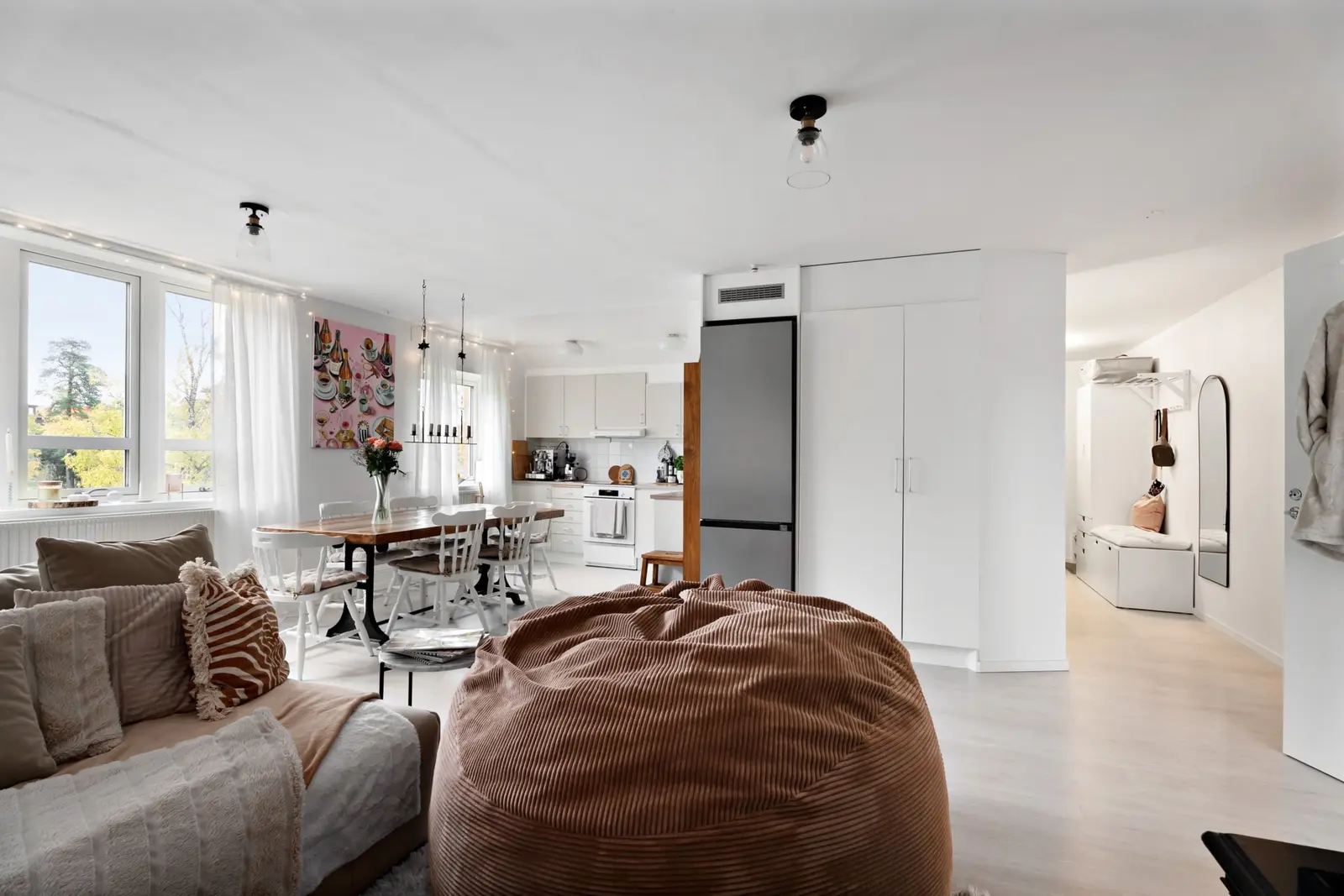 Lägenhet, Sofielundsvägen 13, Sollentuna. Bild 1 av 15