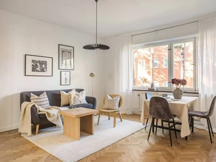 Lägenhet, Hallebergsvägen 13. Bild 1 av 5