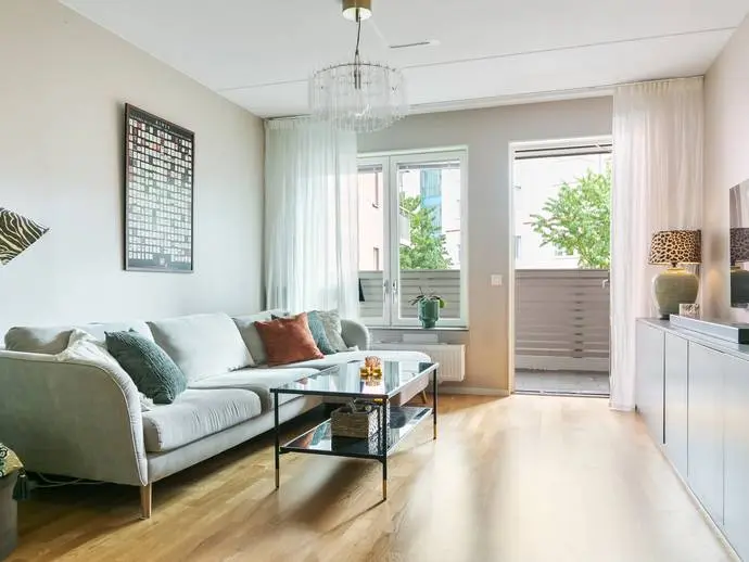 Bild 1 av 32 på Gunnarskogsgatan 12