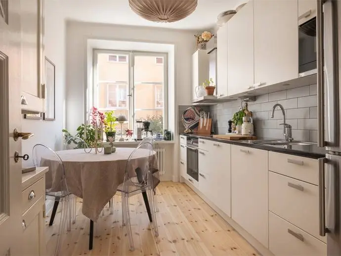 Apartment, Gyllenborgsgatan 15, Stockholm. Photo 1 of 29