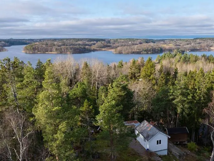 Bild 1 av 15 på Dansbanevägen 11